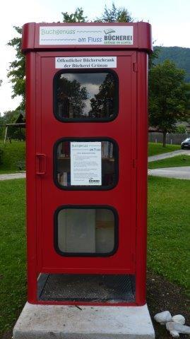 Offener Bücherschrank